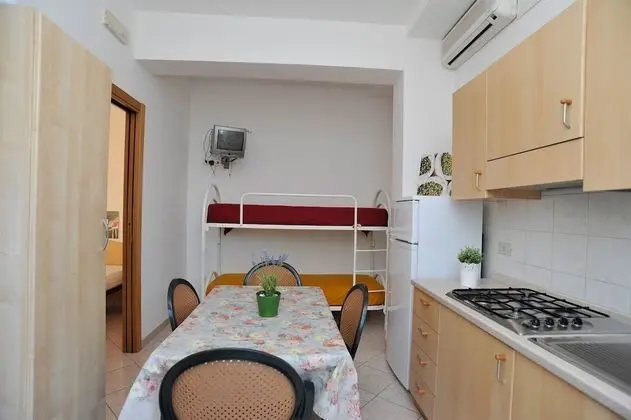 Family Stüdyo, Küçük Mutfak, Bahçe Manzaralı