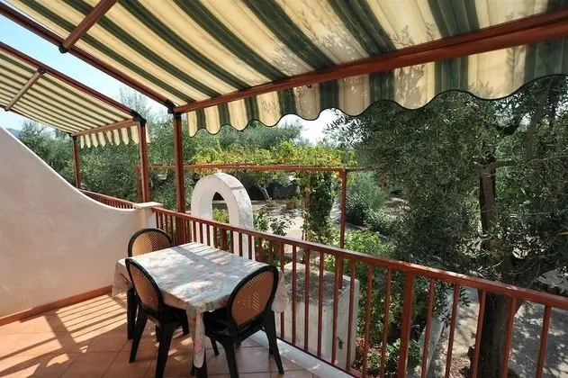 Stüdyo, Küçük Mutfak, Bahçe Manzaralı