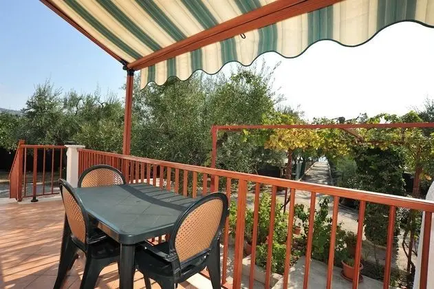 Stüdyo, Küçük Mutfak, Bahçe Manzaralı