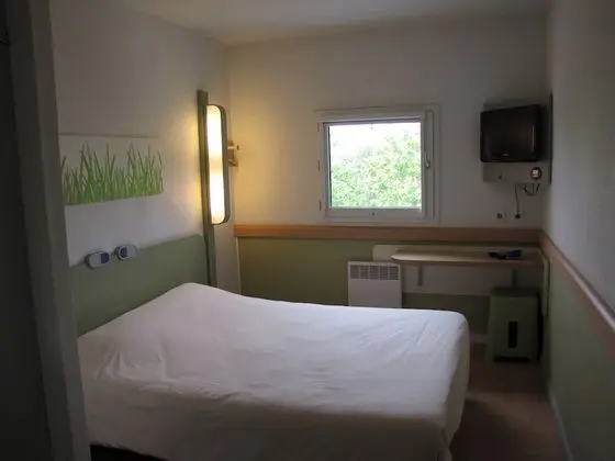 Tek Büyük Yataklı Oda, Sigara İçilmez