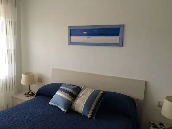 Deluxe Tek Büyük Yataklı Oda, Veranda, Deniz Manzaralı