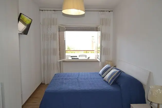 Deluxe Tek Büyük Yataklı Oda, Veranda, Deniz Manzaralı