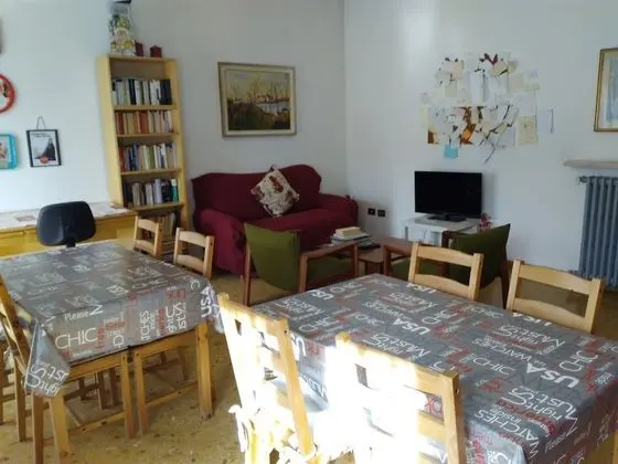 Tek Büyük Yataklı Oda, Banyolu/Duşlu