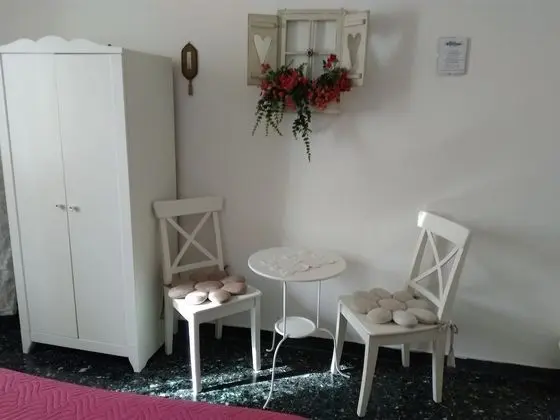 Tek Büyük Yataklı Oda, Ortak Banyo