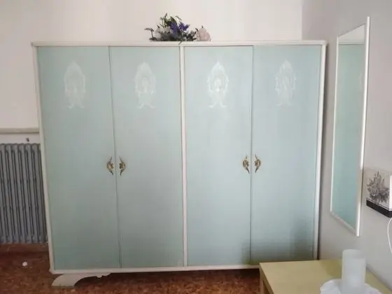 Tek Büyük Yataklı Oda, Ortak Banyo