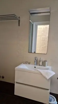 Büyük Yataklı Tek Kişilik Oda