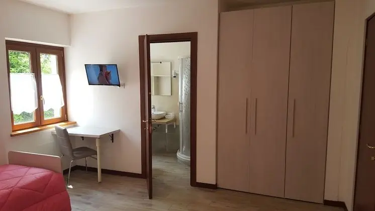 Üç Kişilik Oda, Birden Çok Yatak