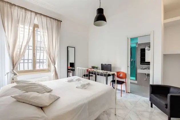 Standard Tek Büyük Yataklı Oda