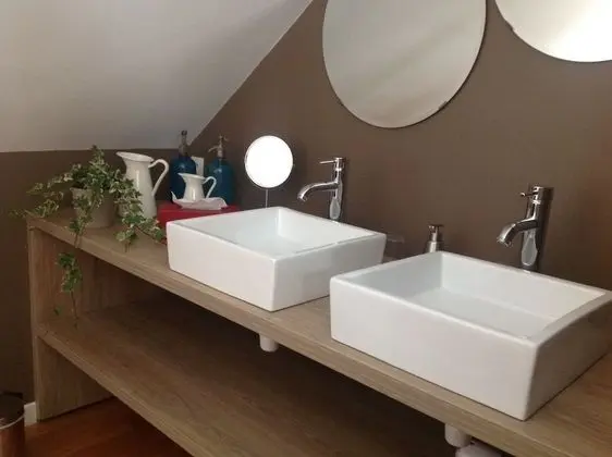 Süit, Balkon (Coriandre)