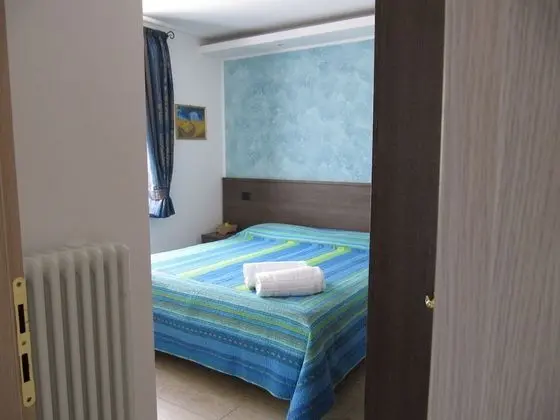 Superior Tek Büyük Yataklı Oda (Zaffiro)
