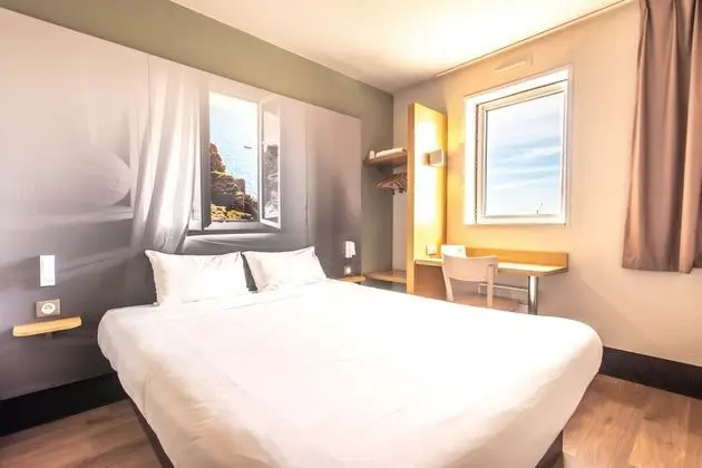 Tek Büyük Yataklı Oda, Sigara İçilmez