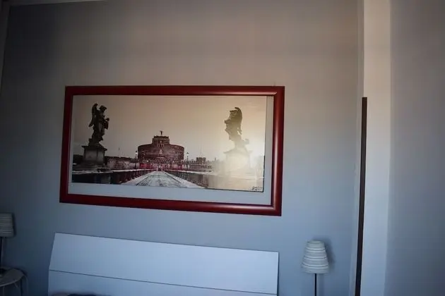 Tek Büyük Yataklı Oda, Balkon