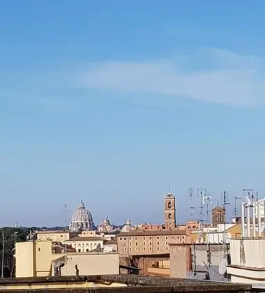 Tek Büyük Yataklı Oda, Balkon