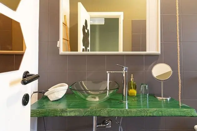 Design Tek Büyük Yataklı Oda, Tepe Manzaralı