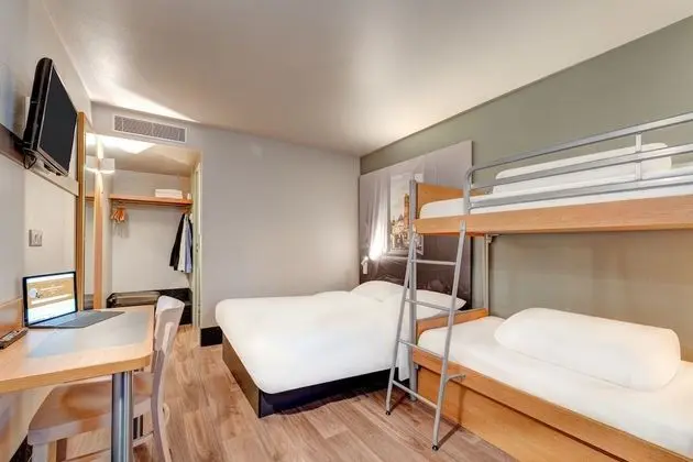 Dört Kişilik Oda, Sigara İçilmez