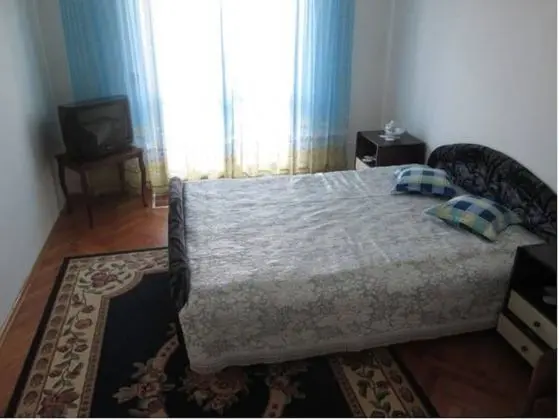 Tek Büyük Yataklı Oda, Balkon