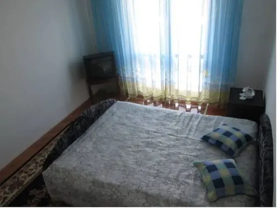 Tek Büyük Yataklı Oda, Balkon