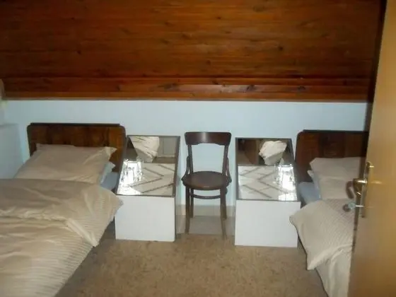 Tek Büyük veya İki Ayrı Yataklı Oda