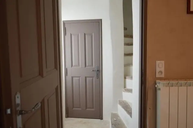 Tek Büyük Yataklı Oda (Rustrel)