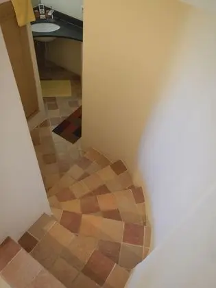 Tek Büyük Yataklı Oda (Simiane)