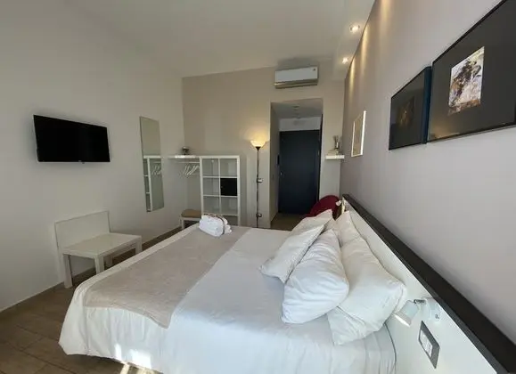 Superior Tek Büyük Yataklı Oda