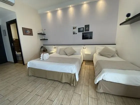 Superior Üç Kişilik Oda, Balkon