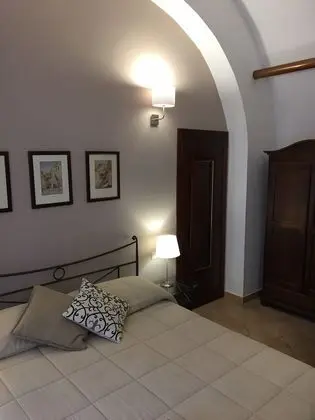 Tek Büyük Yataklı Oda, 1 Büyük (Queen) Boy Yatak