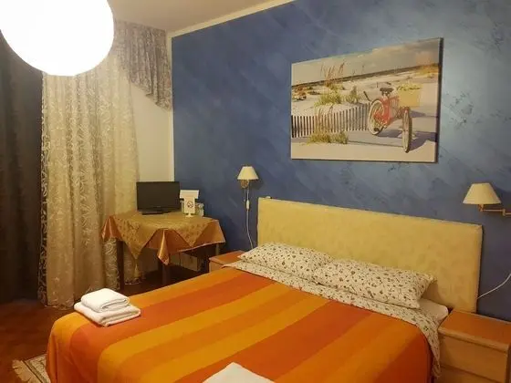 Üç Kişilik Oda, Ortak Banyo, Şehir Manzaralı (Burano)