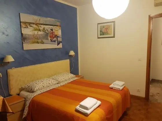 Üç Kişilik Oda, Ortak Banyo, Şehir Manzaralı (Burano)