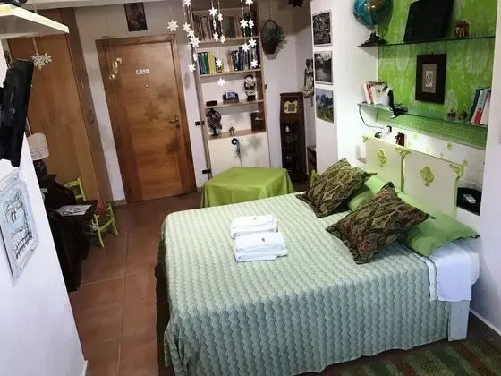 Standard Üç Kişilik Oda