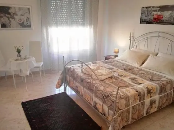 Büyük Yataklı Tek Kişilik Oda, Balkon