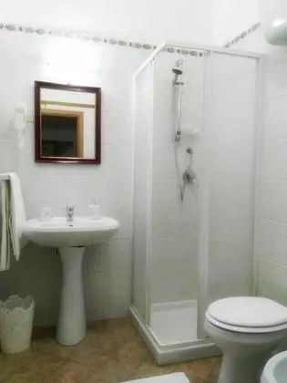 Büyük Yataklı Tek Kişilik Oda, Balkon