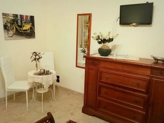 Tek Büyük Yataklı Oda, Balkon