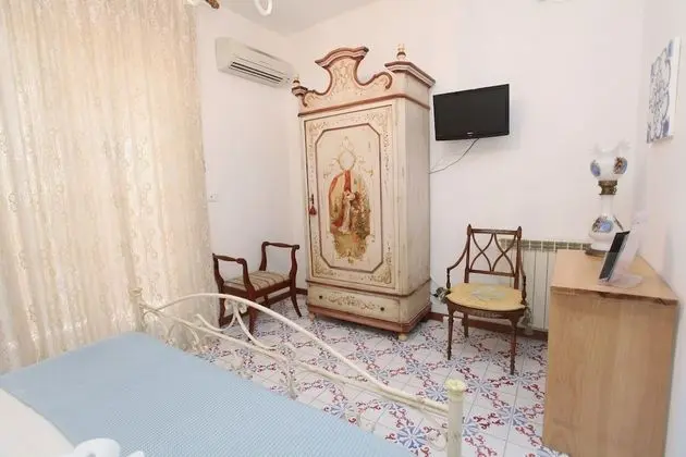 Deluxe Tek Büyük Yataklı Oda, Bahçe Manzaralı