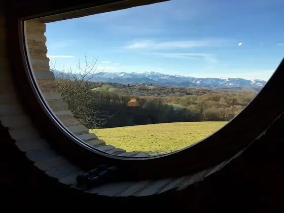Panoramic Tek Büyük Yataklı Oda, Dağ Manzaralı (Germaine)