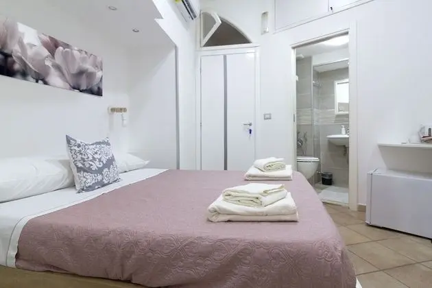 Economy Tek Büyük Yataklı Oda