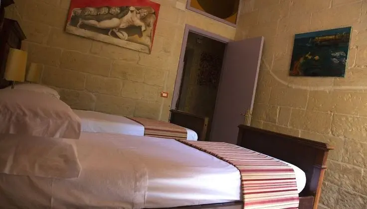 Superior Tek Büyük Yataklı Oda, Veranda, Bahçe Manzaralı