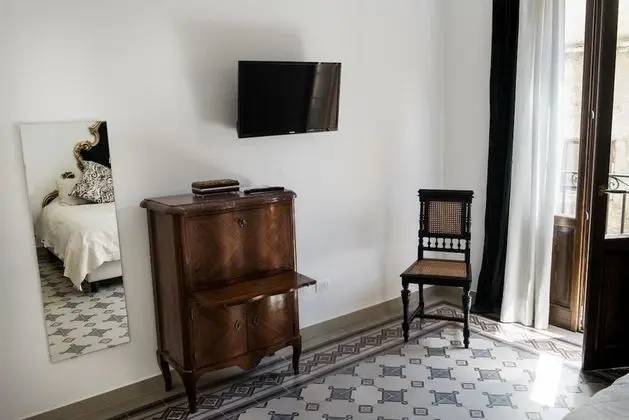 Süit, Balkon