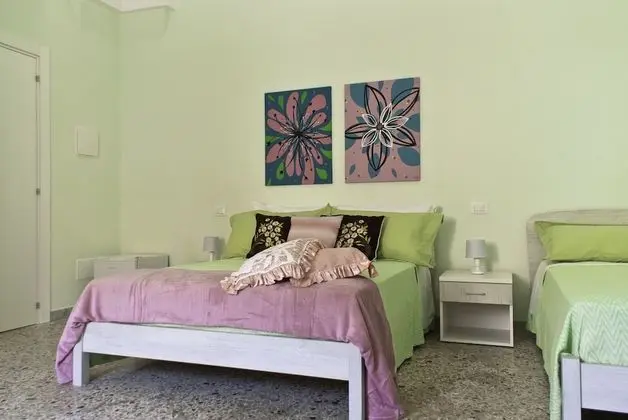 Dört Kişilik Oda (Giada)
