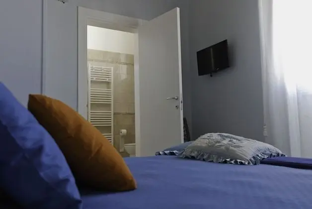 Tek Büyük Yataklı Oda (Topazio)