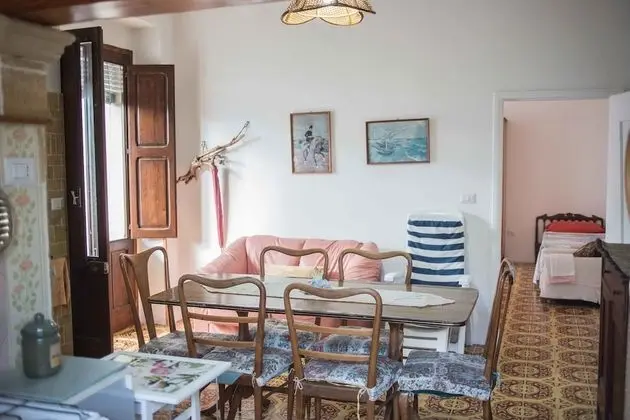 Apart Daire, Küçük Mutfak