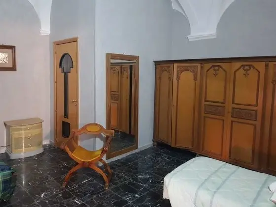 Üç Kişilik Oda