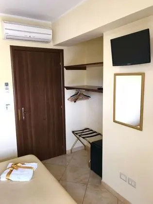 Economy Tek Büyük Yataklı Oda