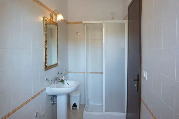 Economy Tek Büyük Yataklı Oda