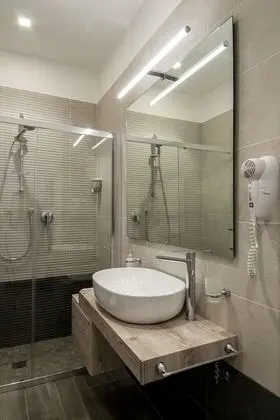 Deluxe Tek Büyük Yataklı Oda, Şehir Manzaralı (Stanza Terra)