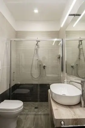 Deluxe Tek Büyük Yataklı Oda, Şehir Manzaralı (Stanza Terra)