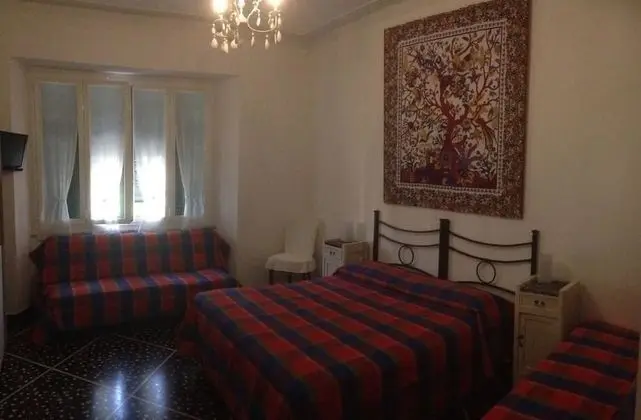 Dört Kişilik Oda, Ortak Banyo