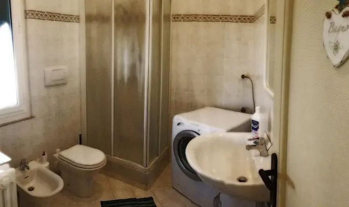 Tek Büyük Yataklı Oda, Ortak Banyo
