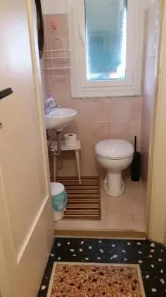 Tek Büyük Yataklı Oda, Ortak Banyo