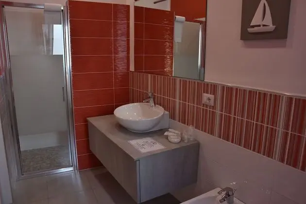 Üç Kişilik Oda, Özel Banyo